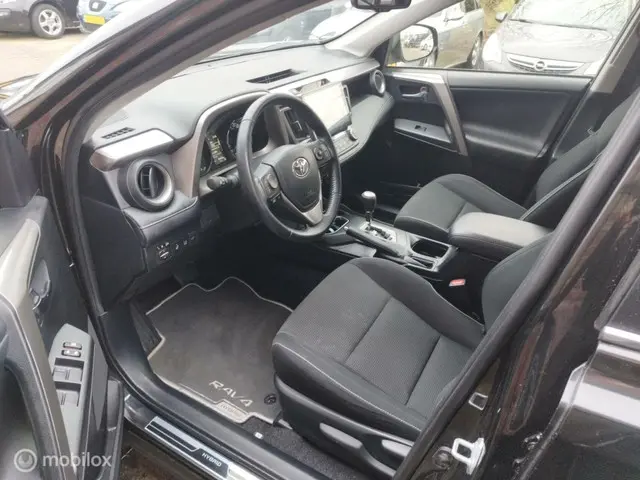 Toyota RAV4 2.5 Hybrid AWD Style 2017 Hybride Benzine 9