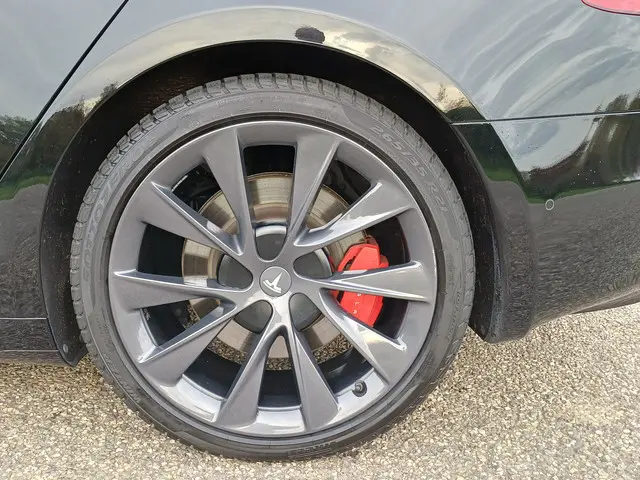 Tesla Model S Performance Ludicrous 2020 Elektrisch 17