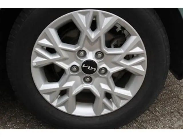 Kia Ceed Ceed 1.0 T-GDi DynamicLine 2022 Benzine 6