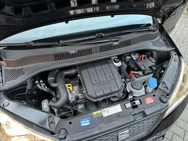 SEAT Mii 1.0 Sport Intense 5drs 2019 Benzine 29