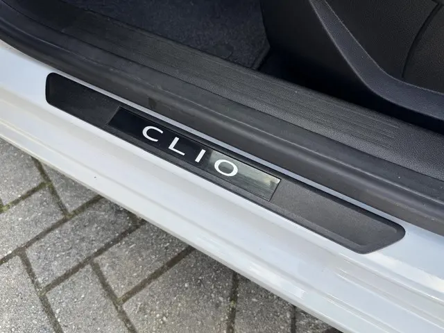 Renault Clio 1.0 TCe Zen 2019 Benzine 27