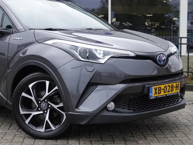 Toyota C-HR 1.8 Hybrid Dynamic 2018 Hybride Benzine 10