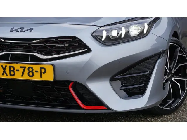 Kia ProCeed 1.6 T-GDI 204pk GT 2022 Benzine 57