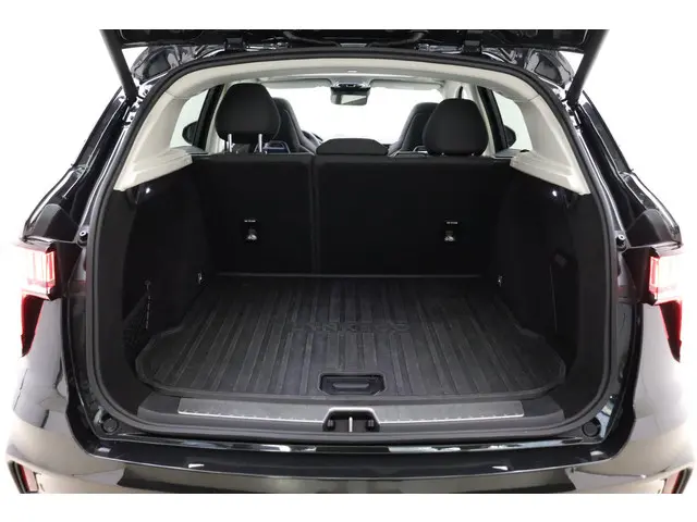 Lynk & Co 01 1.5 2023 Hybride Benzine 13