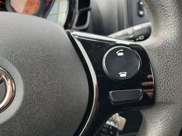 Toyota Aygo 1.0 VVT-i x-fun 2017 Benzine 12