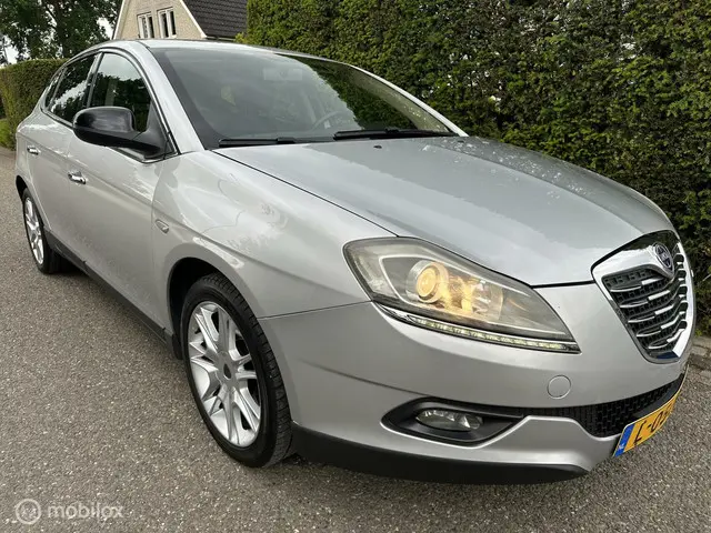 Lancia Delta 1.4 M.air Platinum 2012 Benzine 6