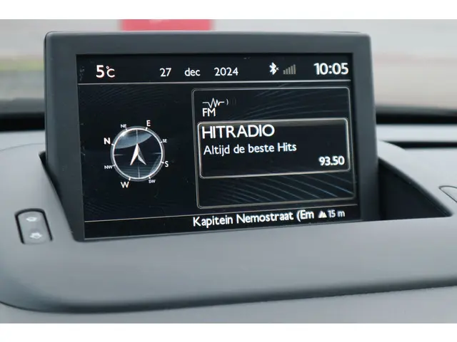 Peugeot 3008 1.2 PureTech Style 2016 Benzine 24