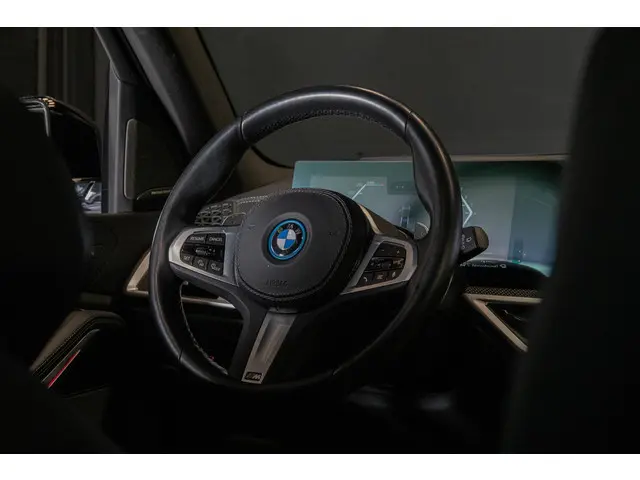 BMW X5 xDrive50e 2023 Hybride Benzine 26