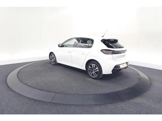 Peugeot 208 PureTech 100 Allure Pack 2023 Benzine 12