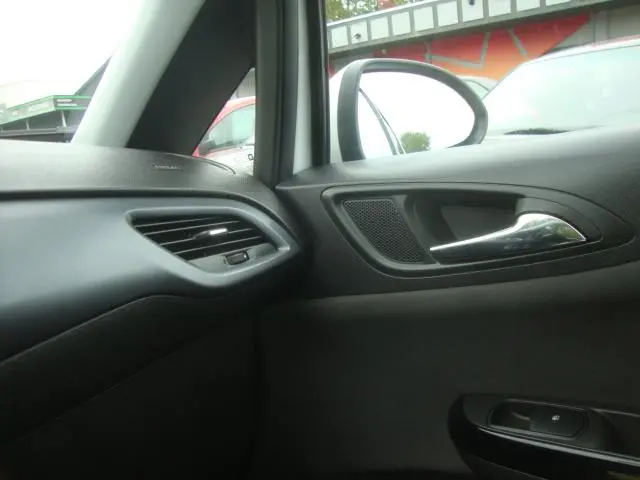 Opel Corsa 1.4 Edition ( Airco ) 2016 Benzine 7