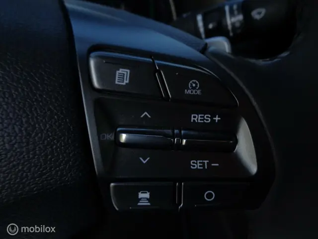 Hyundai IONIQ 1.6 GDi Comfort - Plus 2021 Hybride Benzine 22