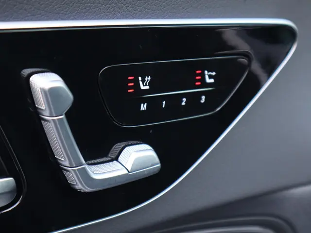 Mercedes-Benz CLE Cabriolet 200 AMG Line 2024 Benzine 16