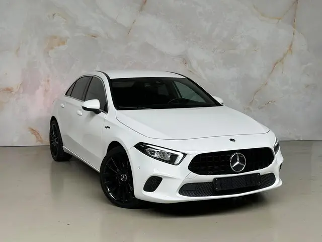 Mercedes-Benz A-Klasse 220 2019 Benzine 5