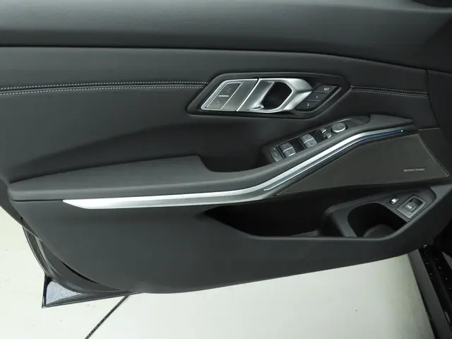 BMW 3 Serie Touring 330e 2026 Hybride Benzine 21