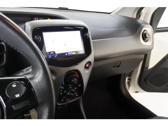 Toyota Aygo 1.0 VVT-i X-play 2020 Benzine 14