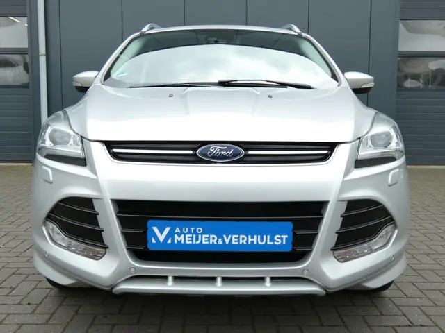 Ford Kuga HELAAS VERKOCHT!!! 2016 Benzine 5