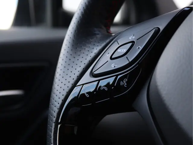Toyota C-HR 1.8 Hybrid GR-Sport 2021 Hybride Benzine 37