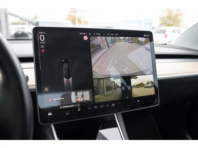 Tesla Model 3 Long Range AWD 75 kWh 2019 Elektrisch 24