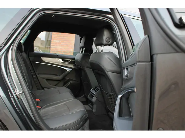 Audi A6 Avant 45 TFSI Sport S line edition 2020 Benzine 16