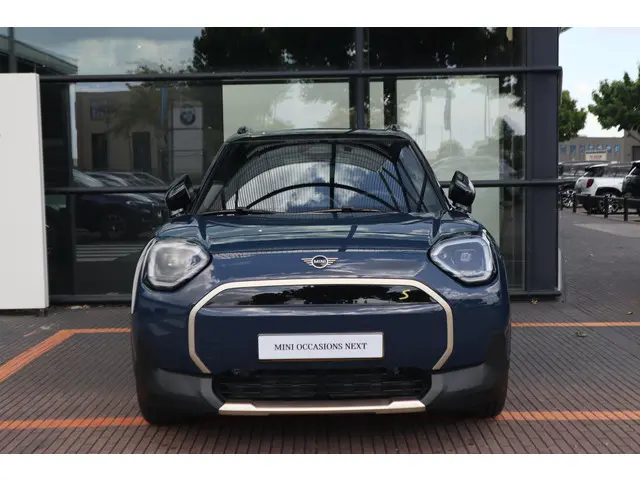 MINI Aceman SE 2024 Elektrisch 3