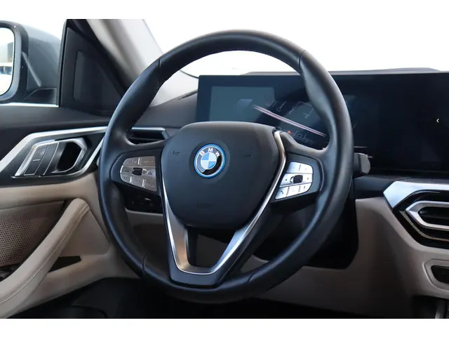 BMW i4 eDrive40 High Executive 84 kWh 2022 Elektrisch 15