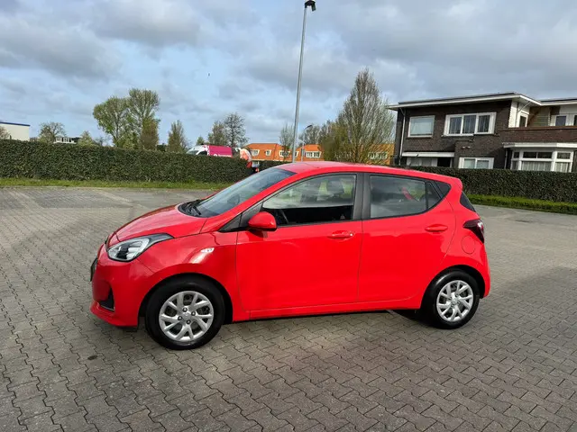 Hyundai i10 1.0i Comfort 5p. AUTOMAAT 2019 Benzine 14