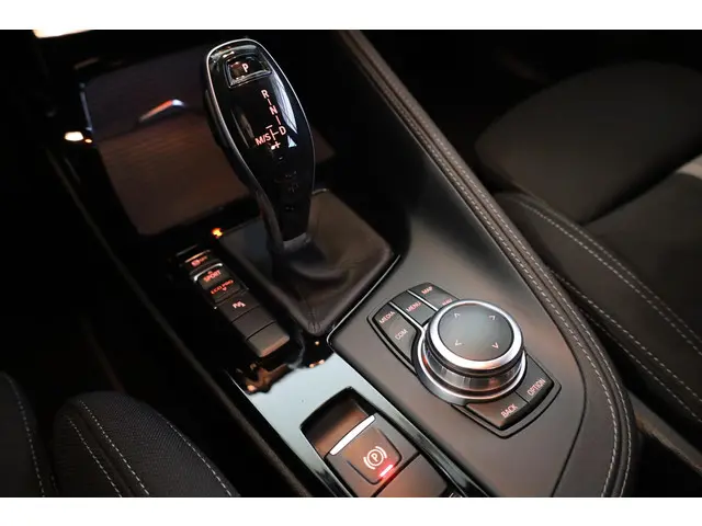 BMW X2 sDrive18i 2019 Benzine 20