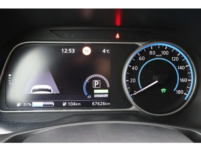 Nissan Leaf N-Connecta 40 kWh 2020 Elektrisch 24