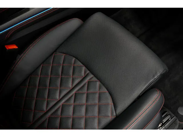 Audi SQ8 4.0 TFSI Quattro 2024 Benzine 26