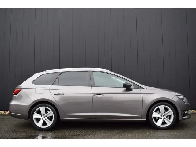 SEAT Leon ST 1.4 TSi FR Connect 2015 Benzine 4