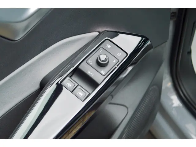Volkswagen ID.3 Pro 58 kWh | Panoramadak 2021 Elektrisch 28