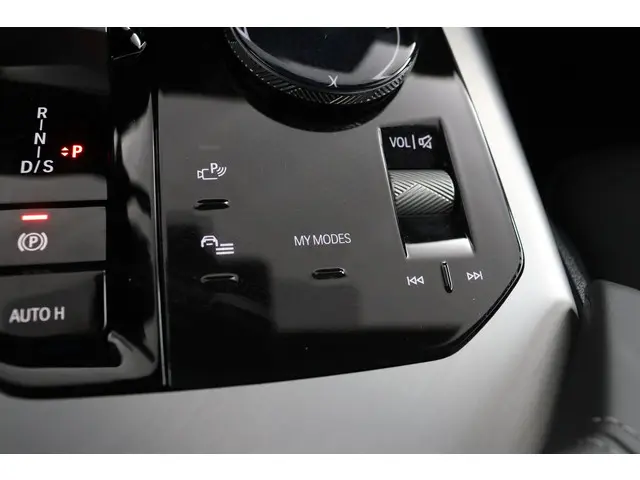 BMW X3 30e xDrive 2025 Hybride Benzine 71