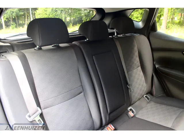 Nissan QASHQAI 1.2 N-Connecta 2017 Benzine 13
