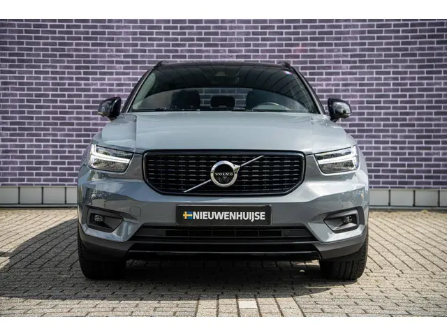 Volvo XC40 1.5 T3 R-Design 2021 Benzine 8