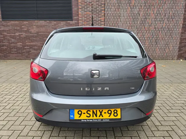 SEAT Ibiza Seat Ibiza 1.2 TSI Enjoy Airco 2013 Benzine 4