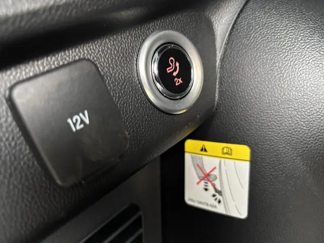 Ford Kuga 2.5 PHEV ST-Line X 2025 Hybride Benzine 29