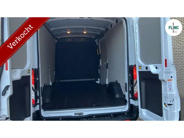Ford E-Transit 350 68kWh L3H2 Trend 2024 Elektrisch 5