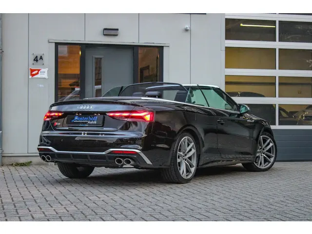 Audi S5 2