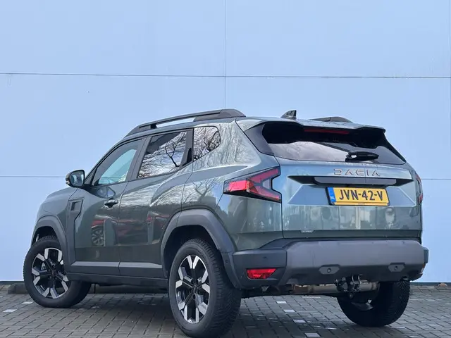 Dacia Duster 1.6 Hybrid 140 Extreme 2024 Hybride Benzine 6