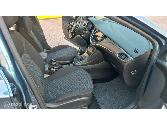 Opel Astra Sports Tourer 1.0 Business+ 2016 Benzine 13