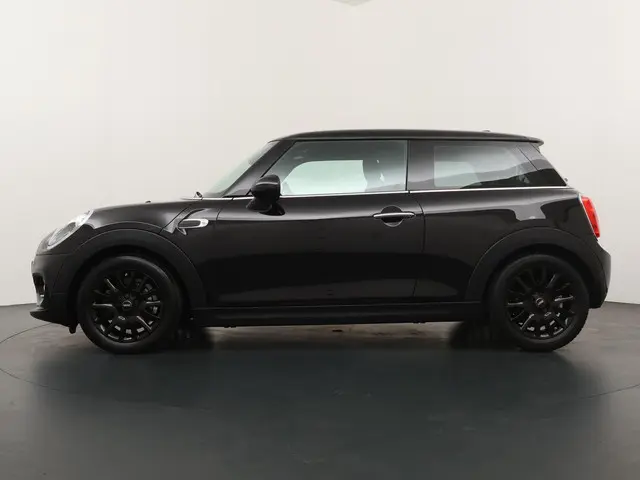 MINI Cooper Business 2018 Benzine 11