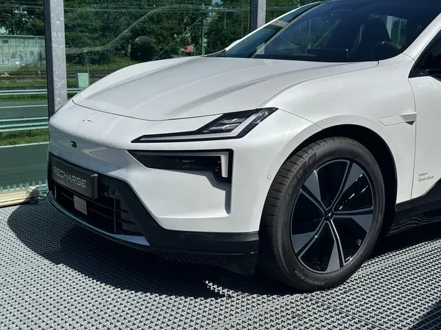 Polestar 4 Long Range Dual motor 100 kWh 2025 Elektrisch 7