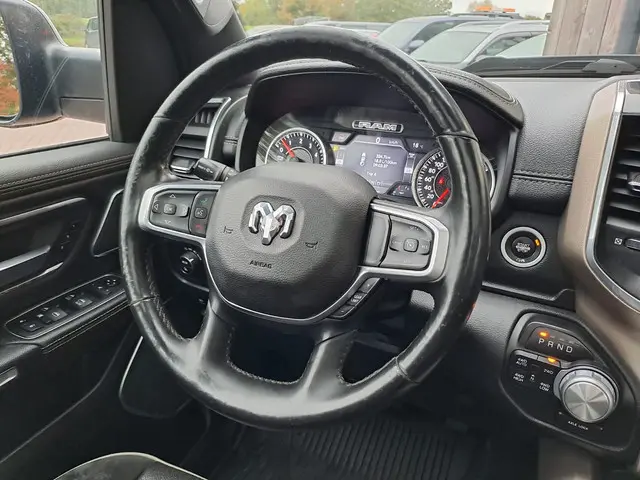 Dodge Ram 1500 5.7 V8 4x4 Crew Cab Laramie 2019 LPG/Gas 9