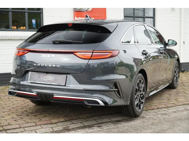 Kia ProCeed 1.5 T-GDi GT-PlusLine 2023 Benzine 10