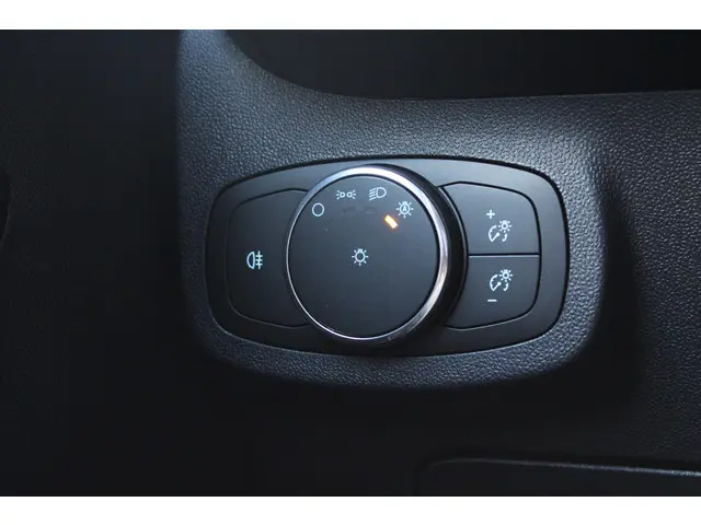 Ford Fiesta 1.0 EcoBoost Hybrid ST-Line X 2022 Benzine 19