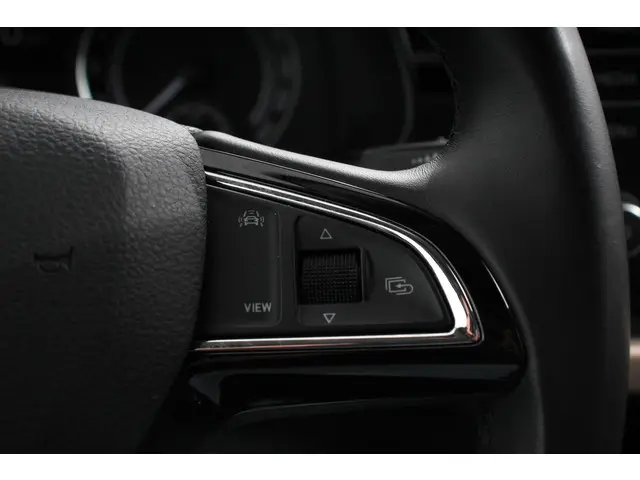 Škoda Kamiq 1.5 TSI 150pk Style DSG 2020 Benzine 18