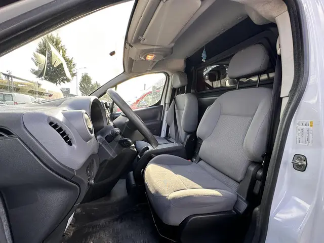 Peugeot Partner 120 1.6 BlueHDi 75 L1 XR 2016 Diesel 15
