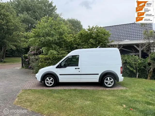 Ford Transit Connect T230L 1.8 TDCi Trend 2013 Diesel 8