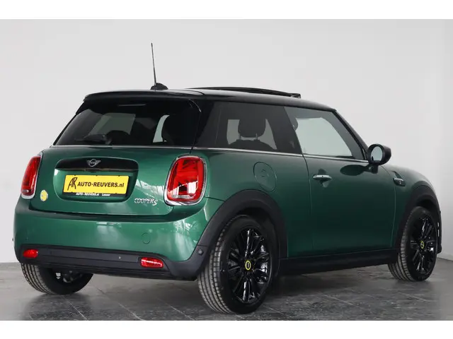 MINI Electric Cooper MINI Yours 33 kWh 2023 Elektrisch 2