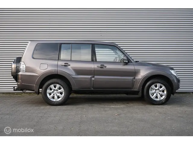 Mitsubishi Pajero 3.2 DI-D Instyle 2013 Diesel 20